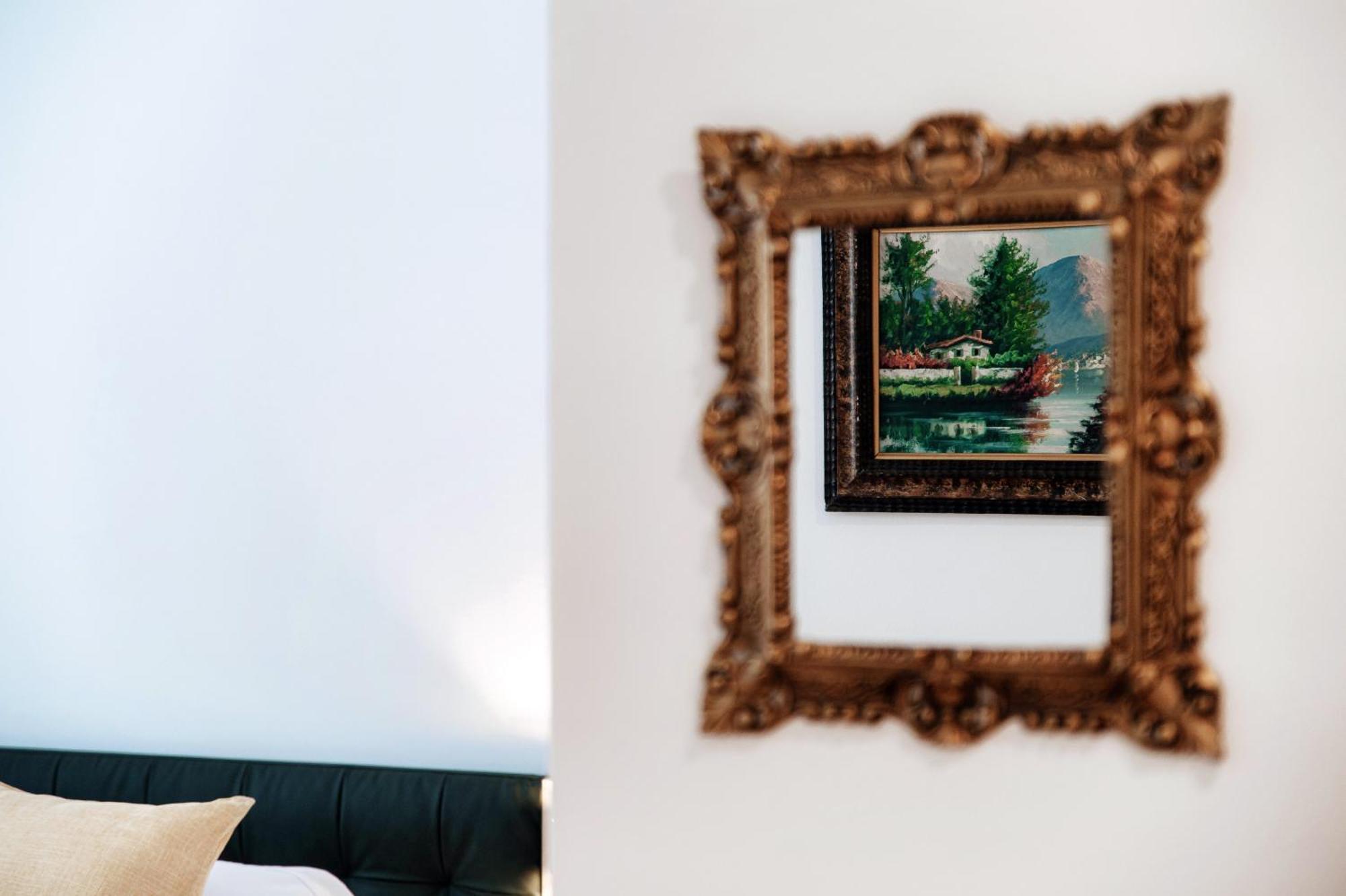 Guesthouse Lake'S Vibes - The House Of Travelers Como Exterior foto